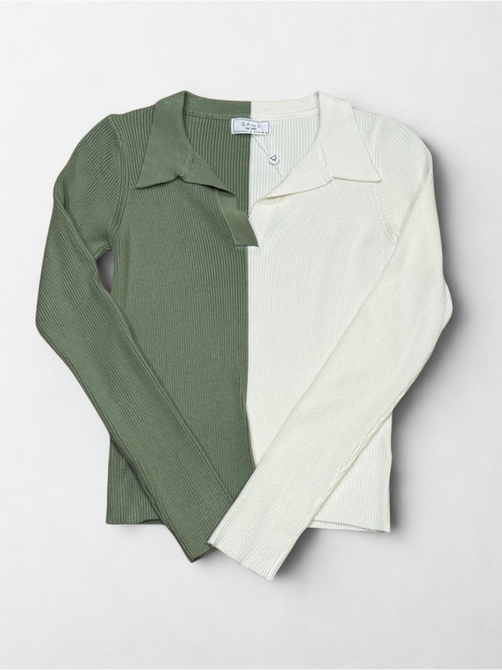 NWT Sage The Label Green and Cream Two-Tone Ribbed V Neck Sweater, Size Small